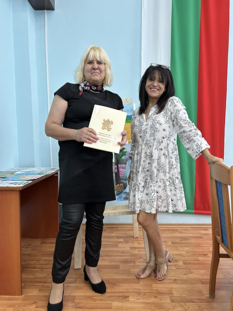 НАГРАЖДАВАНЕ НА ПОБЕДИТЕЛИТЕ В РЕГИОНАЛНИЯ УЧЕНИЧЕСКИ КОНКУРС „КРАСОТАТА НА СЕВЕРОЗАПАДА“ НАГРАЖДАВАНЕ НА ПОБЕДИТЕЛИТЕ В РЕГИОНАЛНИЯ УЧЕНИЧЕСКИ КОНКУРС „КРАСОТАТА НА СЕВЕРОЗАПАДА“