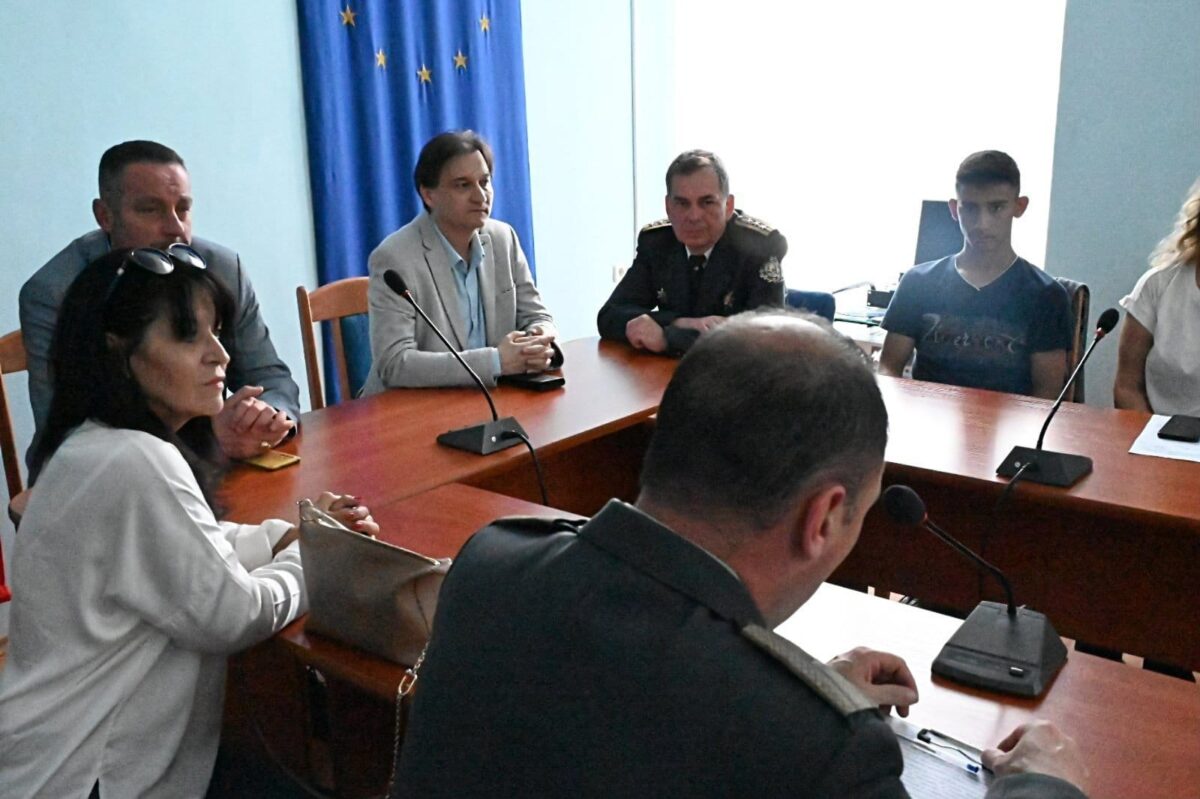 НАГРАЖДАВАНЕ НА ПОБЕДИТЕЛИТЕ В ОБЛАСТЕН ЕТАП ЗА ОБЛАСТ МОНТАНА НА МЕЖДУНАРОДНИЯ КОНКУРС ЗА ДЕТСКА РИСУНКА „С ОЧИТЕ СИ ВИДЯХ БЕДАТА“ 2025 ГОДИНА НАГРАЖДАВАНЕ НА ПОБЕДИТЕЛИТЕ В ОБЛАСТЕН ЕТАП ЗА ОБЛАСТ МОНТАНА НА МЕЖДУНАРОДНИЯ КОНКУРС ЗА ДЕТСКА РИСУНКА „С ОЧИТЕ СИ ВИДЯХ БЕДАТА“ 2025 ГОДИНА