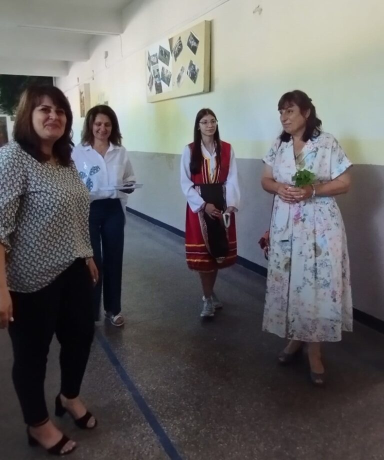 ОФИЦИАЛНО ОТКРИВАНЕ НА STEM ЦЕНТЪР В ПРОФЕСИОНАЛНА ГИМНАЗИЯ „ДИМИТЪР МАРИНОВ“, ГР. ВЪЛЧЕДРЪМ ОФИЦИАЛНО ОТКРИВАНЕ НА STEM ЦЕНТЪР В ПРОФЕСИОНАЛНА ГИМНАЗИЯ „ДИМИТЪР МАРИНОВ“, ГР. ВЪЛЧЕДРЪМ