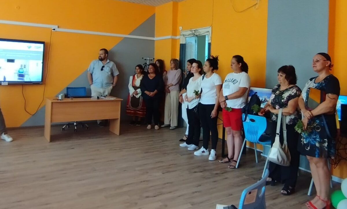 ОФИЦИАЛНО ОТКРИВАНЕ НА STEM ЦЕНТЪР В ПРОФЕСИОНАЛНА ГИМНАЗИЯ „ДИМИТЪР МАРИНОВ“, ГР. ВЪЛЧЕДРЪМ ОФИЦИАЛНО ОТКРИВАНЕ НА STEM ЦЕНТЪР В ПРОФЕСИОНАЛНА ГИМНАЗИЯ „ДИМИТЪР МАРИНОВ“, ГР. ВЪЛЧЕДРЪМ