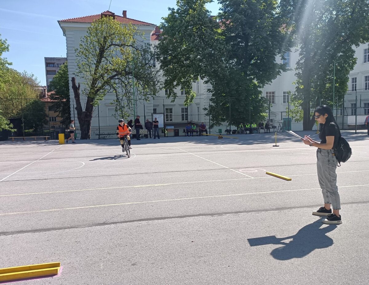ОБЛАСТЕН КРЪГ НА НАЦИОНАЛНОТО СЪСТЕЗАНИЕ ПО БЕЗОПАСНОСТ НА ДВИЖЕНИЕТО ПО ПЪТИЩАТА ЗА 2026 ГОДИНА В ОБЛАСТ МОНТАНА ОБЛАСТЕН КРЪГ НА НАЦИОНАЛНОТО СЪСТЕЗАНИЕ ПО БЕЗОПАСНОСТ НА ДВИЖЕНИЕТО ПО ПЪТИЩАТА ЗА 2026 ГОДИНА В ОБЛАСТ МОНТАНА