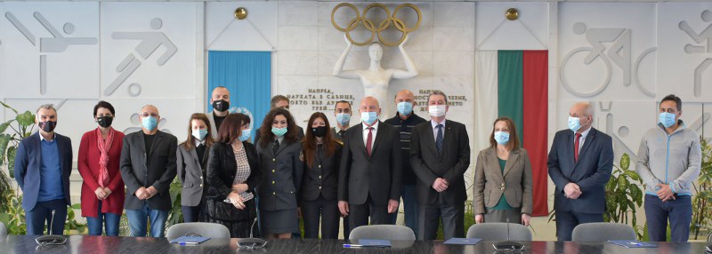 Мащабен проект стартират НСА, ГДПБЗН - МВР, СО на БЧК и РУО - София-град Мащабен проект стартират НСА, ГДПБЗН - МВР, СО на БЧК и РУО - София-град