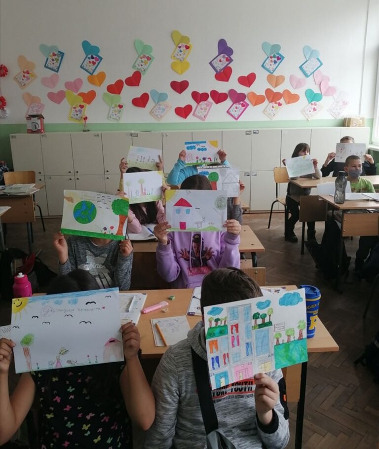 Ден на Земята в 4г клас на 17. СУ”Дамян Груев” Ден на Земята в 4г клас на 17. СУ”Дамян Груев”