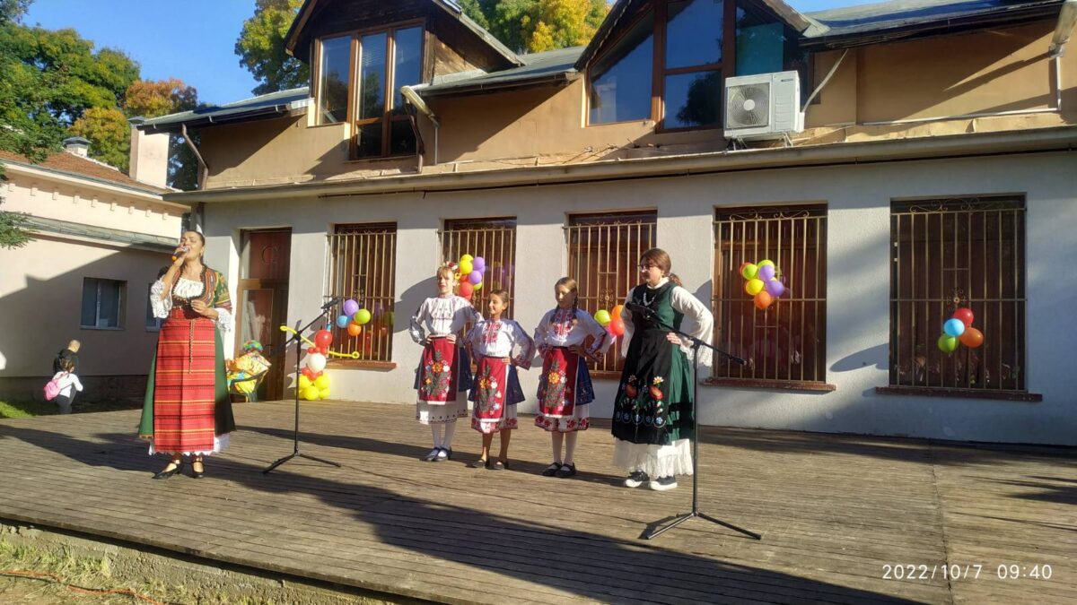 СТАРТИРА НАЦИОНАЛНАТА ПРОГРАМА „ЗАЕДНО В ИЗКУСТВАТА И В СПОРТА“ СТАРТИРА НАЦИОНАЛНАТА ПРОГРАМА „ЗАЕДНО В ИЗКУСТВАТА И В СПОРТА“