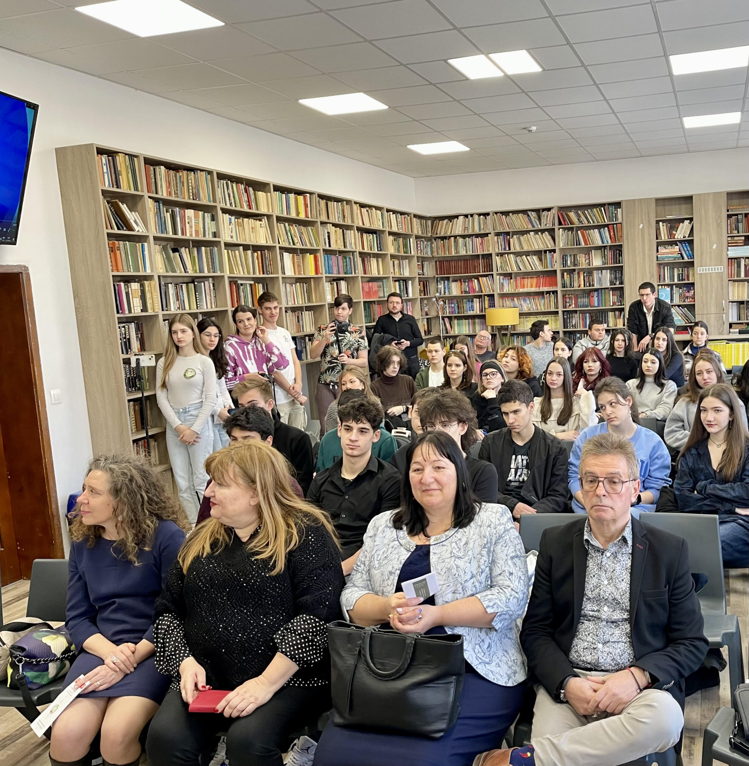 Единственото по рода си у нас състезание за създаване на инфографика се проведе в 51. СУ Единственото по рода си у нас състезание за създаване на инфографика се проведе в 51. СУ