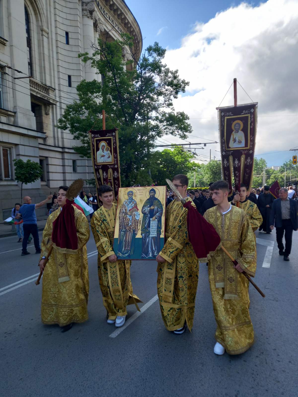 В деня на буквите и писмеността РУО-София-град връчи своите награди В деня на буквите и писмеността РУО-София-град връчи своите награди