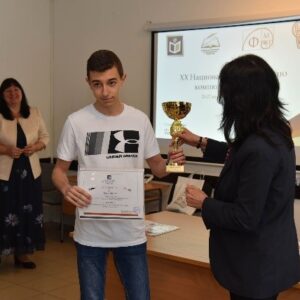 XX национално състезание по компютърни мрежи за ученици от 8. до 12. клас XX национално състезание по компютърни мрежи за ученици от 8. до 12. клас
