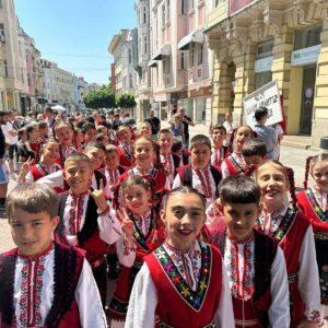 144. СУ „Народни будители”, гр. София е сред призьорите на НС „Фолклорна плетеница” 144. СУ „Народни будители”, гр. София е сред призьорите на НС „Фолклорна плетеница”