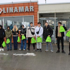 Практически занятия на ученици от ПГПТ „Атанас Ц. Буров“ – Русе Практически занятия на ученици от ПГПТ „Атанас Ц. Буров“ – Русе