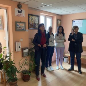 Изложба с творби на учители "Да пребъде..." Изложба с творби на учители "Да пребъде..."