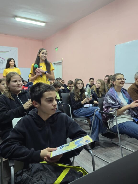 Добра практика в 125. СУ „Боян Пенев“: „Куфар, няколко евро и много музика“ Добра практика в 125. СУ „Боян Пенев“: „Куфар, няколко евро и много музика“