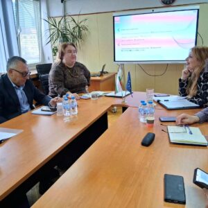 Началникът на РУО – София-град проведе среща за план-приема за предстоящата учебна година с представители на социалните партньори Началникът на РУО – София-град проведе среща за план-приема за предстоящата учебна година с представители на социалните партньори