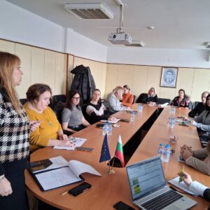 Началникът на РУО – София-град обсъди с представители на всички столични райони план-приема за следващата учебна година Началникът на РУО – София-град обсъди с представители на всички столични райони план-приема за следващата учебна година