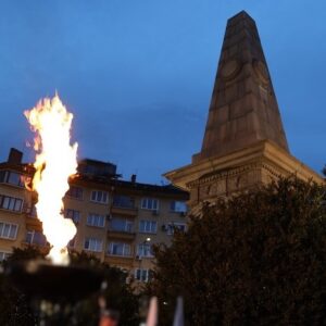 Д-р Елеонора Лилова отдаде почит към Васил Левски заедно с държавното ръководство на България Д-р Елеонора Лилова отдаде почит към Васил Левски заедно с държавното ръководство на България