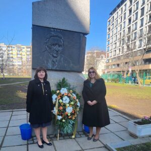 2. СУ отбеляза 119 години от рождението на своя патрон 2. СУ отбеляза 119 години от рождението на своя патрон