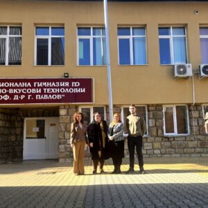 Началникът на РУО – София-град посети две столични професионални гимназии Началникът на РУО – София-град посети две столични професионални гимназии