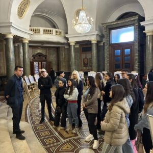 Добра практика в Софийска професионална гимназия по туризъм: „Млад екскурзовод в музейна среда“ Добра практика в Софийска професионална гимназия по туризъм: „Млад екскурзовод в музейна среда“