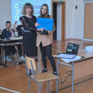 Добра практика в ПГИИРЕ „Михай Еминеску“: „Познаваш ли историята?“ Добра практика в ПГИИРЕ „Михай Еминеску“: „Познаваш ли историята?“