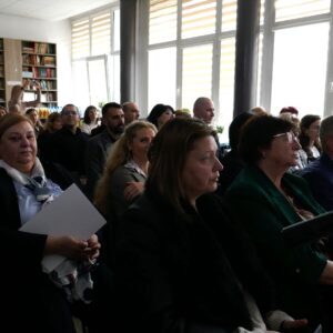 Официално начало на Проект „Да върнем бъдещето им обратно“ на РУО – София-град Официално начало на Проект „Да върнем бъдещето им обратно“ на РУО – София-град