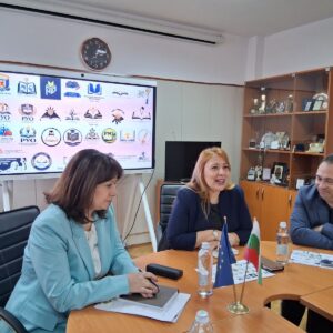 Среща на Регионалния младежки съвет към РУО – София-град с участието на омбудсмана и първо състезание по STEM Среща на Регионалния младежки съвет към РУО – София-град с участието на омбудсмана и първо състезание по STEM