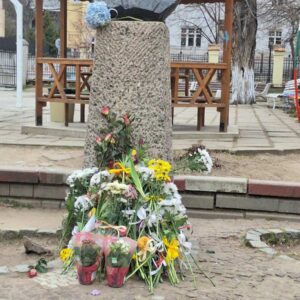 Д-р Лилова връчи плакет по случай 130-та годишнина на 38.ОУ Д-р Лилова връчи плакет по случай 130-та годишнина на 38.ОУ