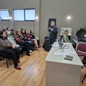 Обучение на комисиите по безопасност на движението по пътищата в образователните институции Обучение на комисиите по безопасност на движението по пътищата в образователните институции