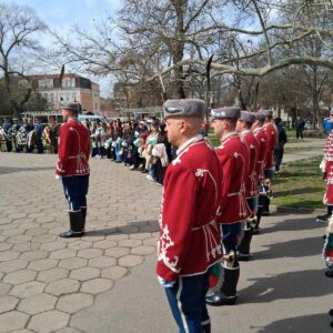 Ученици отбелязаха годишнината от Одринската епопея Ученици отбелязаха годишнината от Одринската епопея