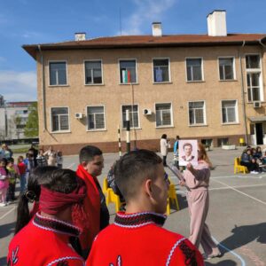 Добра практика в 67 ОУ Васил Друмев по повод 150 години Априлско въстание Добра практика в 67 ОУ Васил Друмев по повод 150 години Априлско въстание