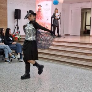 Млади таланти преобразиха София в столица на модата по време на национално състезание Млади таланти преобразиха София в столица на модата по време на национално състезание
