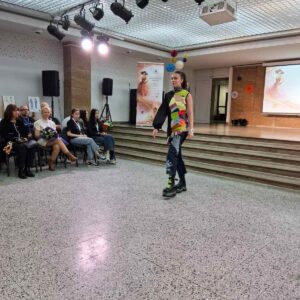 Млади таланти преобразиха София в столица на модата по време на национално състезание Млади таланти преобразиха София в столица на модата по време на национално състезание