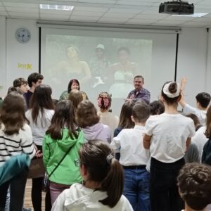 Добра практика в Национална природо-математическа гимназия "Академик Любомир Чакалов" - „Един клас – един отбор“ Добра практика в Национална природо-математическа гимназия "Академик Любомир Чакалов" - „Един клас – един отбор“