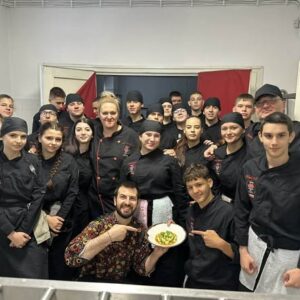 Добра практика в Софийска професионална гимназия по туризъм: „Мастър клас с гост-шеф – вдъхновение и професионални умения в часовете по учебна практика“ Добра практика в Софийска професионална гимназия по туризъм: „Мастър клас с гост-шеф – вдъхновение и професионални умения в часовете по учебна практика“