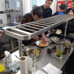 Добра практика в Софийска професионална гимназия по туризъм: „Мастър клас с гост-шеф – вдъхновение и професионални умения в часовете по учебна практика“ Добра практика в Софийска професионална гимназия по туризъм: „Мастър клас с гост-шеф – вдъхновение и професионални умения в часовете по учебна практика“