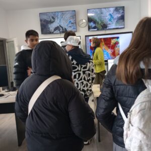 Добра практика в 177 Основно училище Св.Св.Кирил и Методий - „Наука без граници: от класната стая до небето“ Добра практика в 177 Основно училище Св.Св.Кирил и Методий - „Наука без граници: от класната стая до небето“