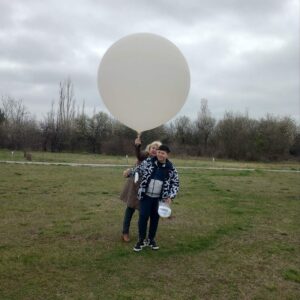 Добра практика в 177 Основно училище Св.Св.Кирил и Методий - „Наука без граници: от класната стая до небето“ Добра практика в 177 Основно училище Св.Св.Кирил и Методий - „Наука без граници: от класната стая до небето“
