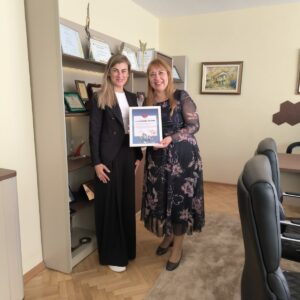 РУО – София-град получи признание за лидерство в здравно-образователната кампания „Бързи герои 112“ РУО – София-град получи признание за лидерство в здравно-образователната кампания „Бързи герои 112“