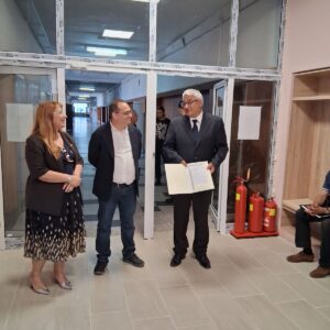 Иновативен STEM център с уникална апаратура и роботи бе открит в ПГЕА Иновативен STEM център с уникална апаратура и роботи бе открит в ПГЕА
