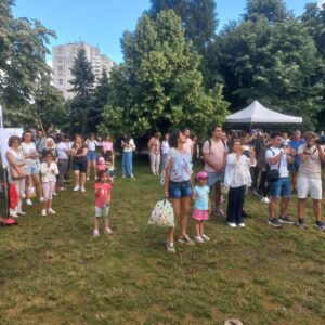 ИНФОРМАЦИЯ за презентирането на приема, след УП клас в профилирани и професионални паралелки в училищата от МРЕЖА 4 за районите Младост, Студентски и Панчарево ИНФОРМАЦИЯ за презентирането на приема, след УП клас в профилирани и професионални паралелки в училищата от МРЕЖА 4 за районите Младост, Студентски и Панчарево