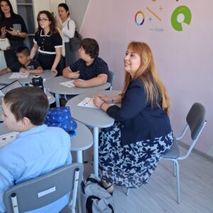 Д-р Лилова откри STEM център в ЦСОП „Едуард Саген“ Д-р Лилова откри STEM център в ЦСОП „Едуард Саген“