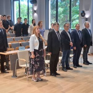 Проф. Георги Вълчев и д-р Елеонора Лилова откриха Център за високи постижения и STEM зона в училище Хенри Форд Проф. Георги Вълчев и д-р Елеонора Лилова откриха Център за високи постижения и STEM зона в училище Хенри Форд