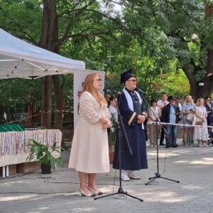 Емоционално тържество за завършването на випуск 2026 в 107.ОУ Емоционално тържество за завършването на випуск 2026 в 107.ОУ